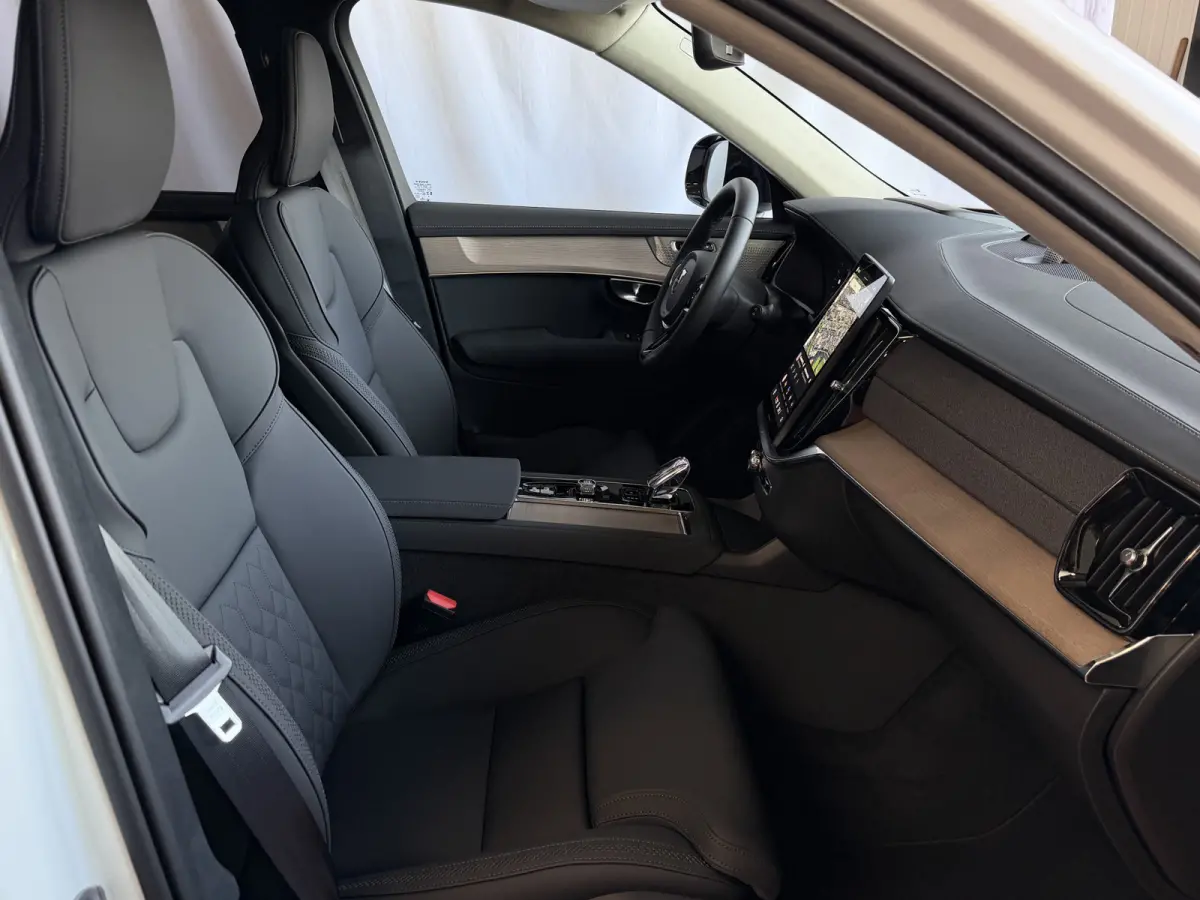 2.0 T8 456PK 12/25 Bowers & Wilkins LUCHTVERING 12/25 ALCANTARA.HEMEL AWD 7P ULTRA DARK SCHUIFDAK 21''LMV STOEL/STUUR.VERW PANORAMA STANDKACHEL HEADUP ✅Top Auto's Wijchen✅ 170 Nieuwe en 