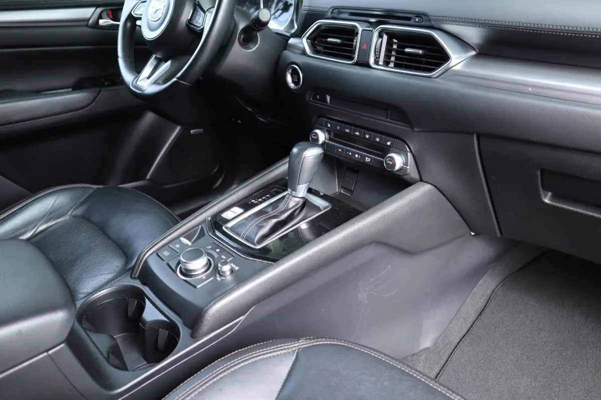 2.0 SkyActiv-G 165 Automaat / Leer / Bose / Navi  / Clima / Cruise