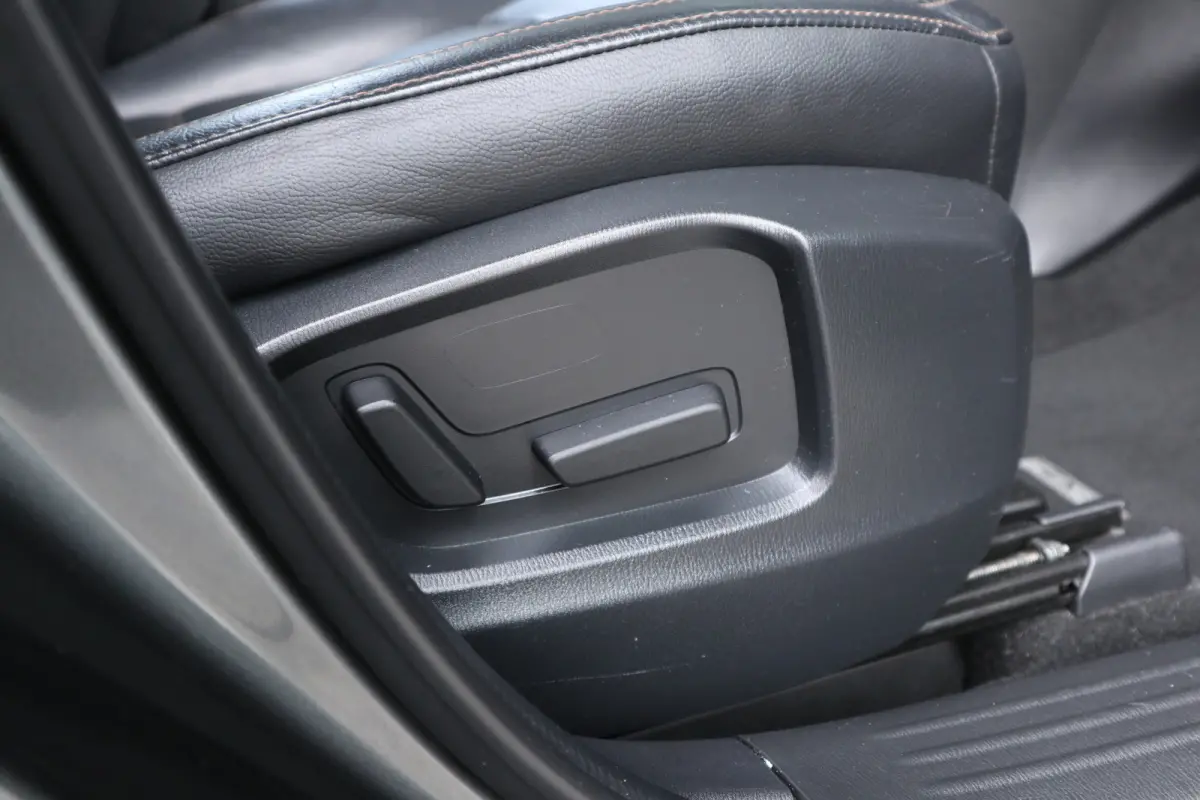 2.0 SkyActiv-G 165 Automaat / Leer / Bose / Navi  / Clima / Cruise