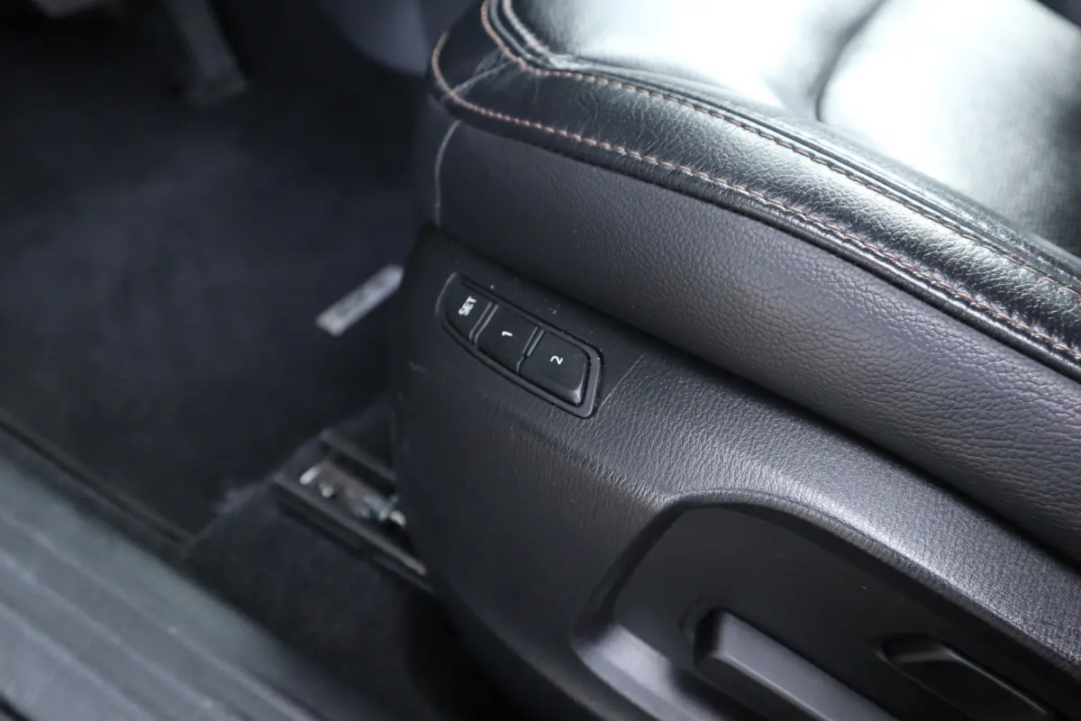2.0 SkyActiv-G 165 Automaat / Leer / Bose / Navi  / Clima / Cruise