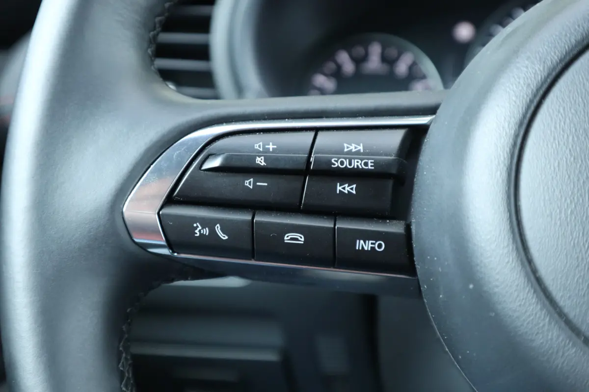 2.0 e-SkyActiv-X M Hybrid 186 Homura Camera / Head-up / LED / Navi / Clima / Cruise