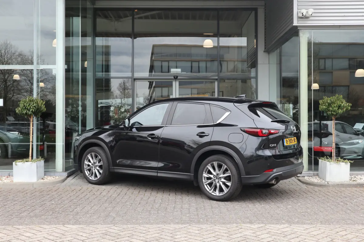 2.0 SkyActiv-G 165 Comfort Automaat Rijklaar. / Trekhaak /Camera / Navi / Clima / Cruise / ST-verwarming