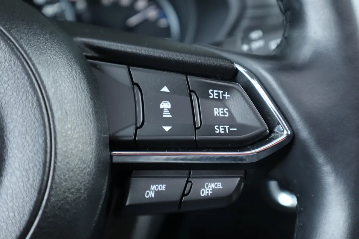 2.0 SkyActiv-G 165 Luxury Automaat / Schuifdak / Leer / Bose / Clima / Navi / Cruise