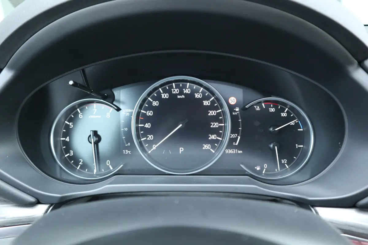 2.0 SkyActiv-G 165 Luxury Automaat / Schuifdak / Leer / Bose / Clima / Navi / Cruise