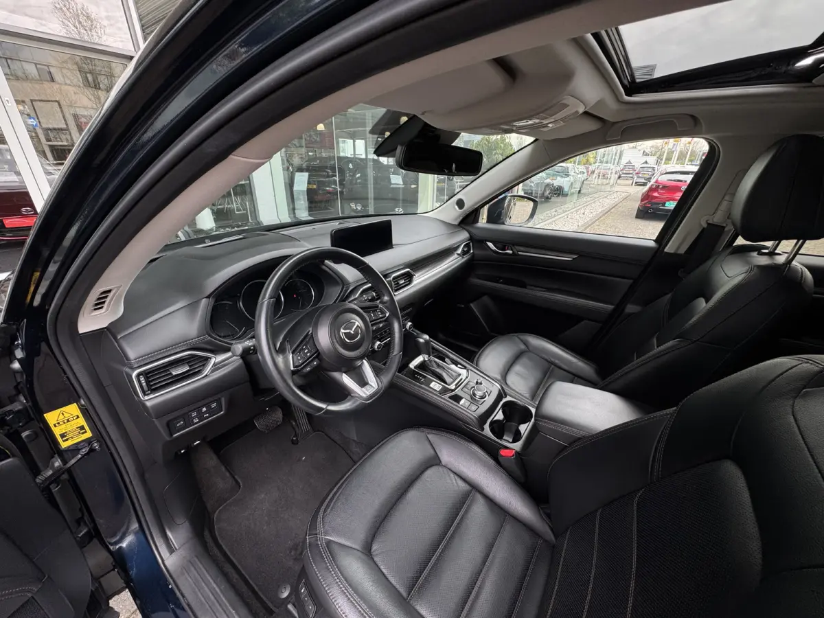 2.0 SkyActiv-G 165 Luxury Automaat / Schuifdak / Leer / Bose / Clima / Navi / Cruise