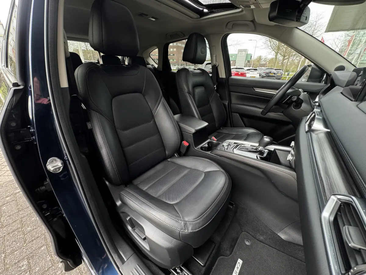 2.0 SkyActiv-G 165 Luxury Automaat / Schuifdak / Leer / Bose / Clima / Navi / Cruise