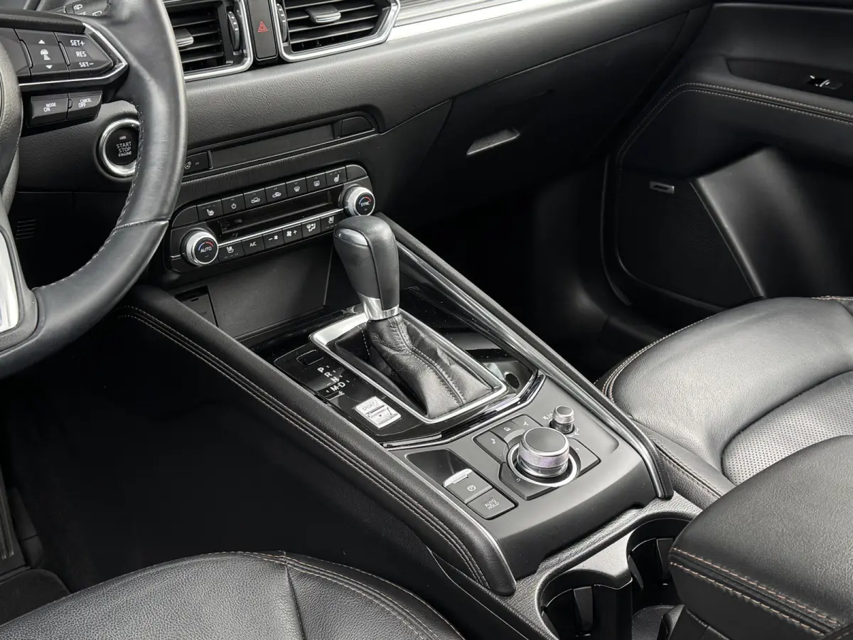 2.0 SkyActiv-G 165 Luxury Automaat / Schuifdak / Leer / Bose / Clima / Navi / Cruise