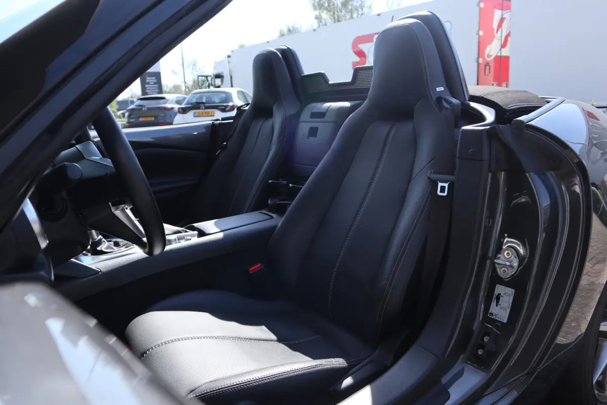 1.5 SkyActiv-G 132 Exclusive-Line Bose Audio / Leer / Clima / LED / Cruise
