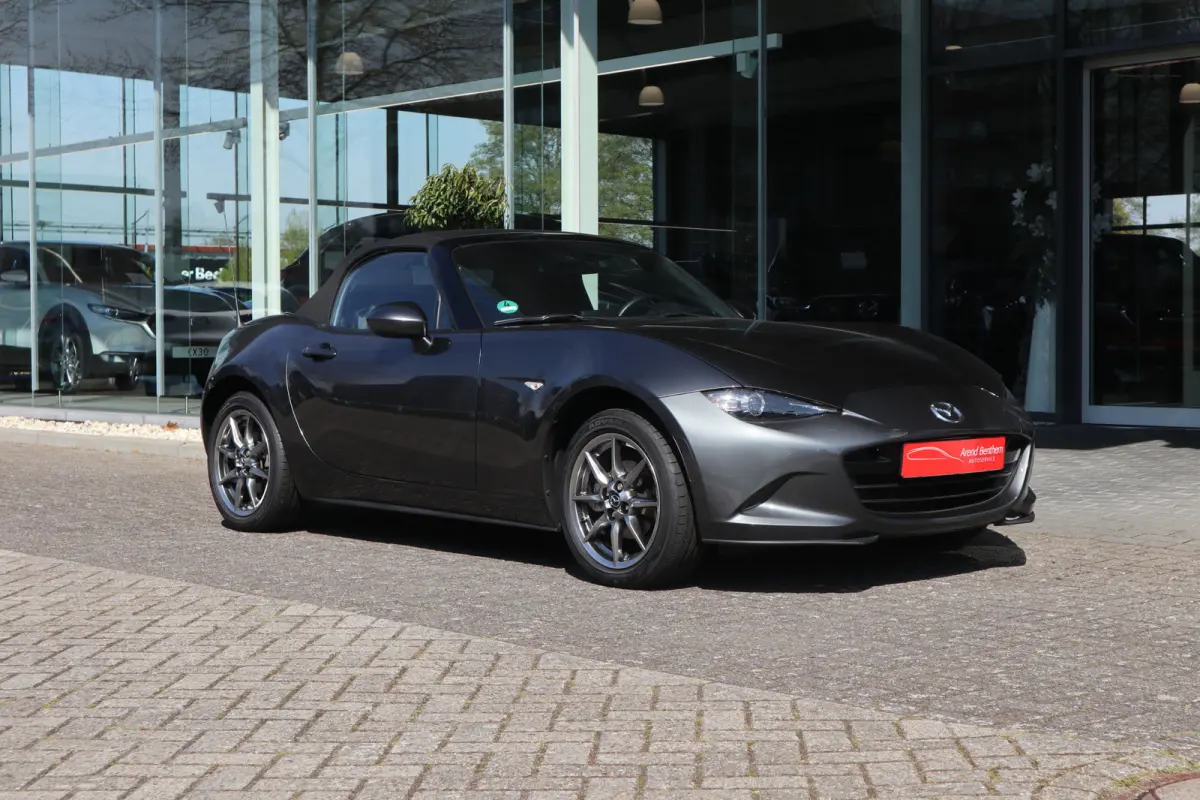 1.5 SkyActiv-G 132 Exclusive-Line Bose Audio / Leer / Clima / LED / Cruise