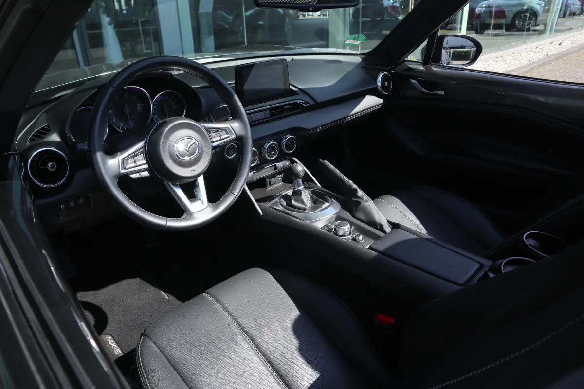 1.5 SkyActiv-G 132 Exclusive-Line Bose Audio / Leer / Clima / LED / Cruise