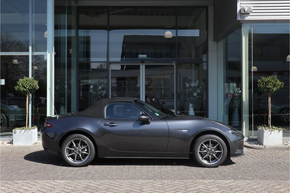 1.5 SkyActiv-G 132 Exclusive-Line Bose Audio / Leer / Clima / LED / Cruise