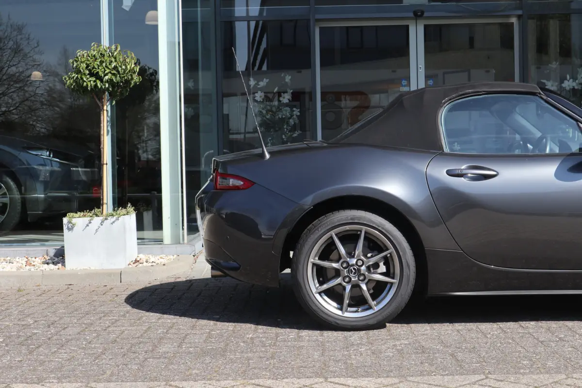 1.5 SkyActiv-G 132 Exclusive-Line Bose Audio / Leer / Clima / LED / Cruise