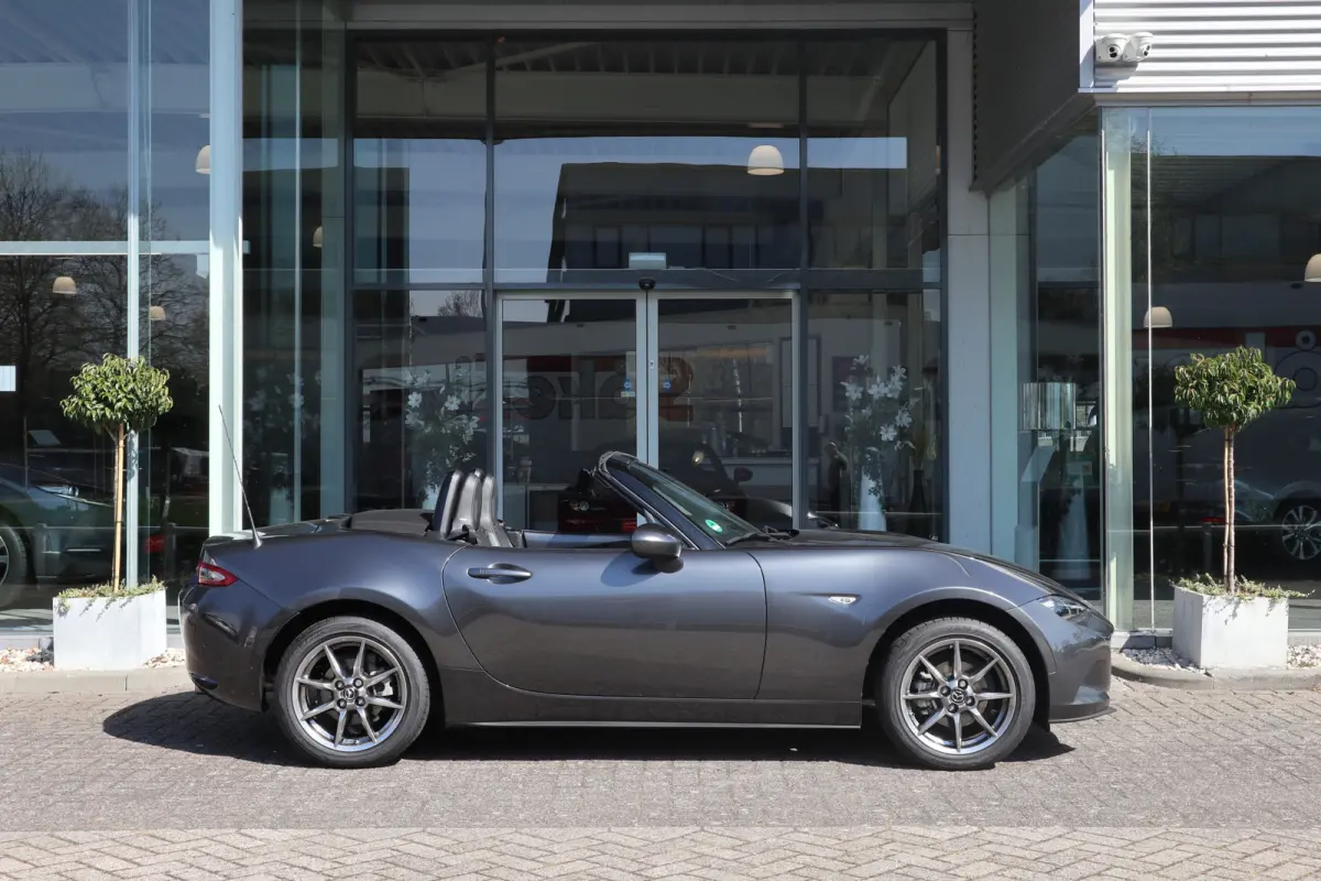 1.5 SkyActiv-G 132 Exclusive-Line Bose Audio / Leer / Clima / LED / Cruise