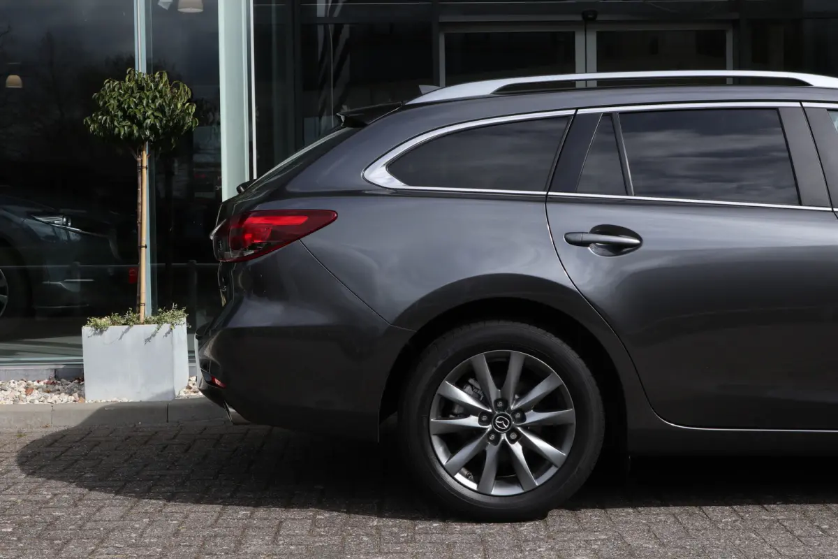 2.0 SkyActiv-G 165 Comfort Automaat / Navi / Clima / Cruise