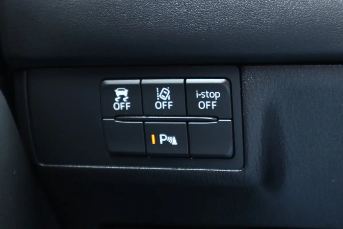 2.0 SkyActiv-G 165 Comfort Automaat / Navi / Clima / Cruise