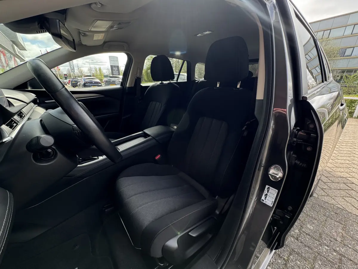 2.0 SkyActiv-G 165 Comfort Automaat / Navi / Clima / Cruise