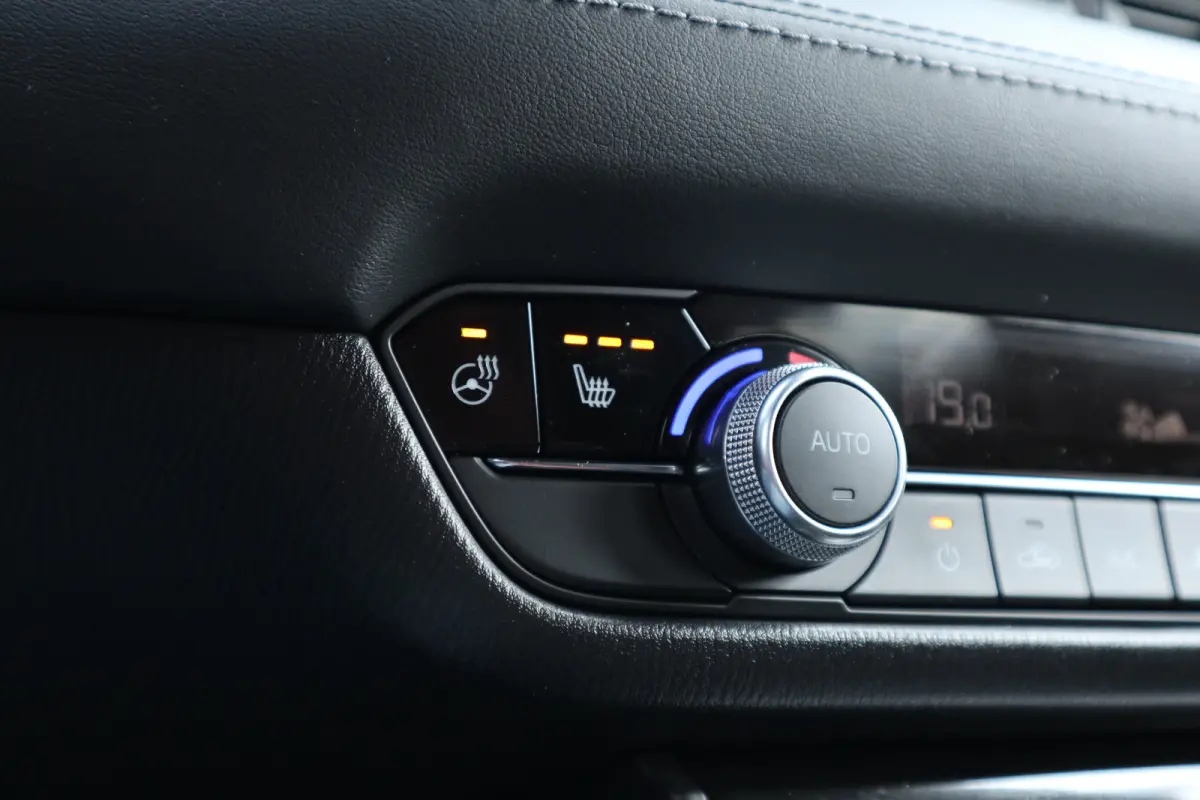 2.0 SkyActiv-G 165 Comfort Automaat / Navi / Clima / Cruise