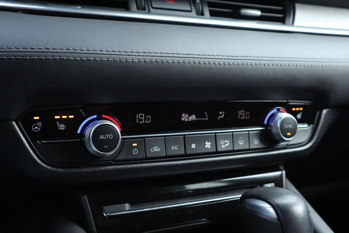 2.0 SkyActiv-G 165 Comfort Automaat / Navi / Clima / Cruise