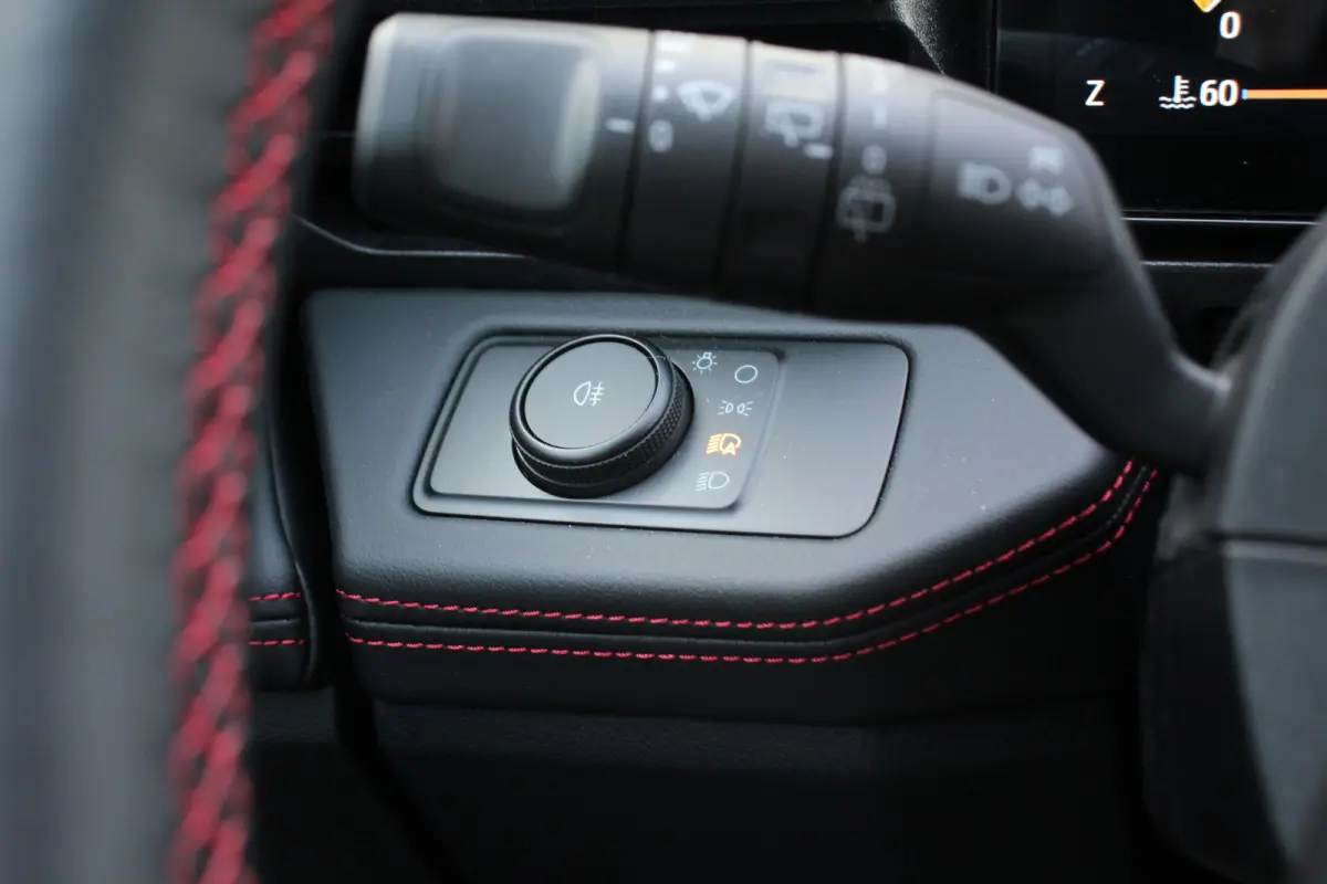 1.0EB ST-X | DIRECT RIJDEN! | NL-AUTO! | 1E EIGENAAR! | PERFORMANCE PACK | WINTERPACK | ADAPTIVE CRUISE | PANODAK | 360° CAMERA | LANE ASSIST | DEALER OH! | FORD PERFORMANCE STOELEN