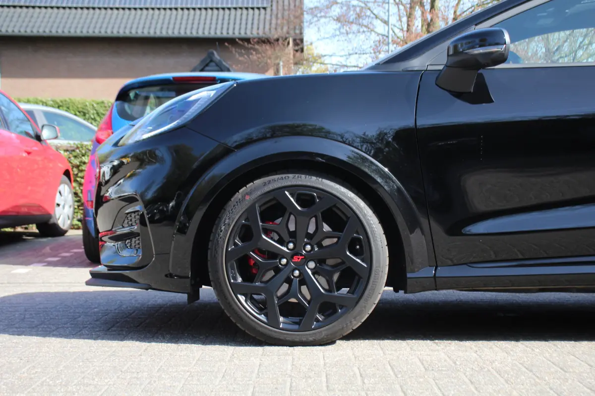 1.0EB ST-X | DIRECT RIJDEN! | NL-AUTO! | 1E EIGENAAR! | PERFORMANCE PACK | WINTERPACK | ADAPTIVE CRUISE | PANODAK | 360° CAMERA | LANE ASSIST | DEALER OH! | FORD PERFORMANCE STOELEN