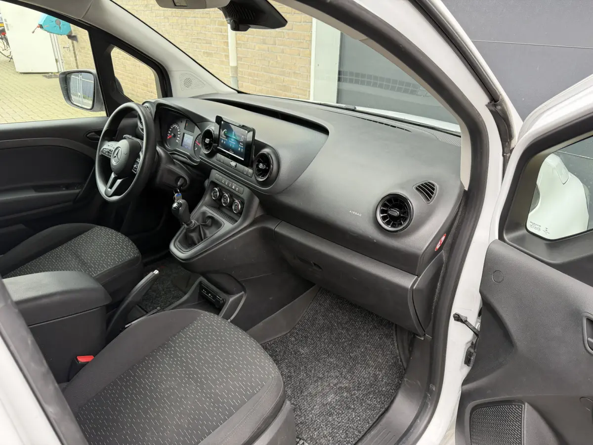108 CDI Euro 6 L1 Pro CarPlay/cruise control/pdc