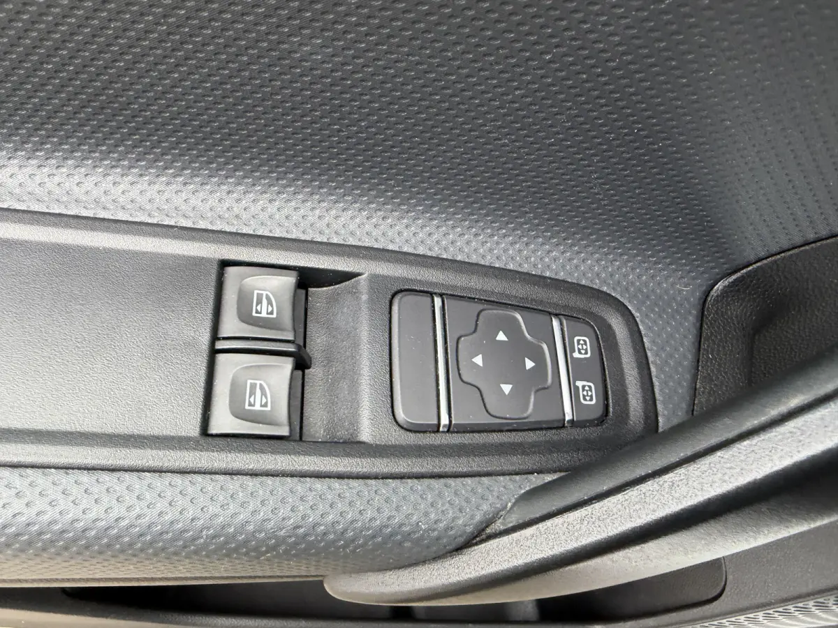 108 CDI Euro 6 L1 Pro CarPlay/cruise control/pdc