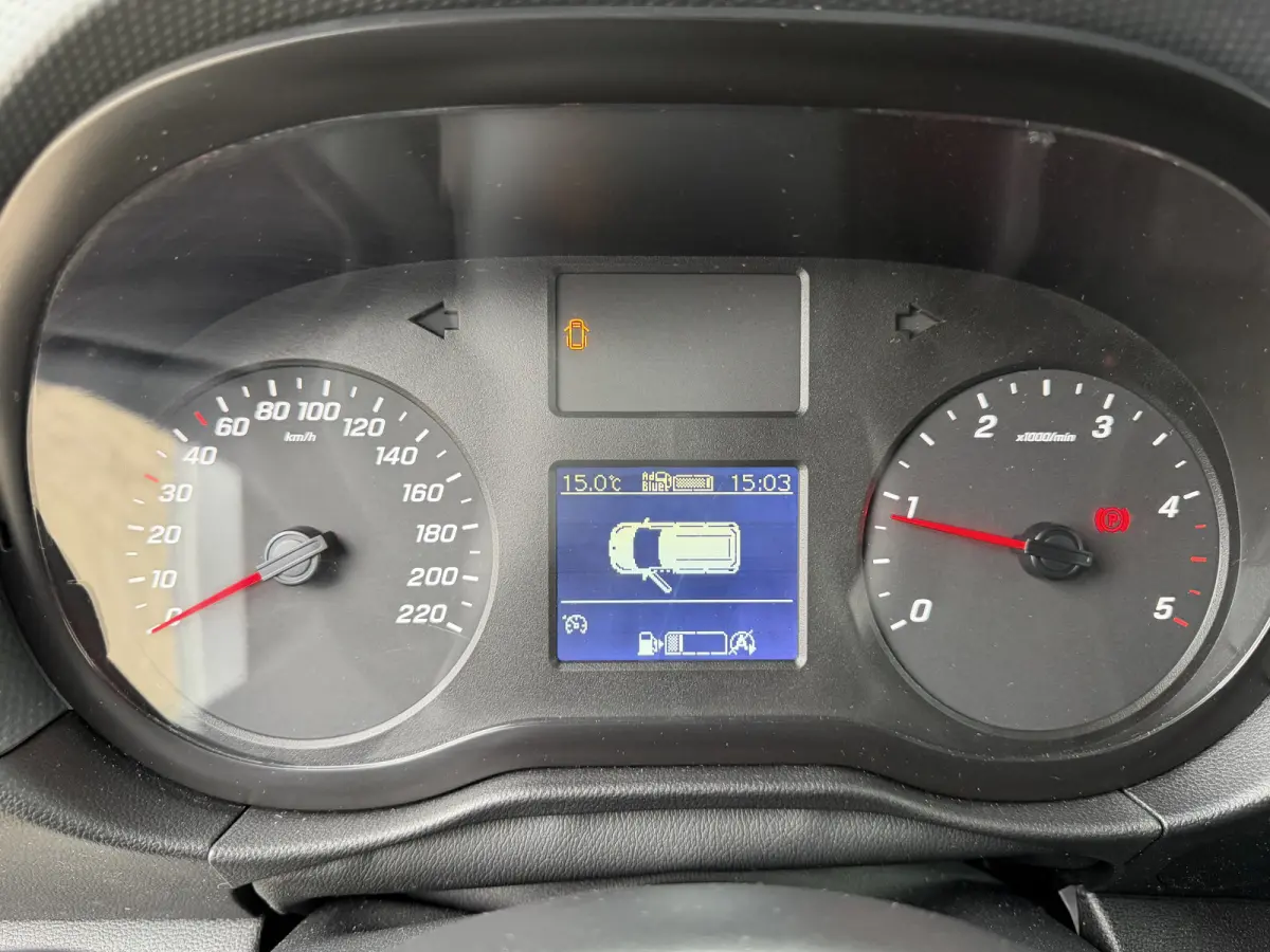108 CDI Euro 6 L1 Pro CarPlay/cruise control/pdc