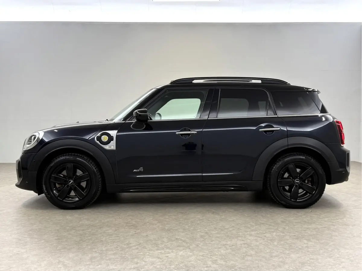 2.0 Cooper ALL4 Chili | Pano | Sfeer | Clima | Cruise | Carplay | Keyless | Parkeersens.