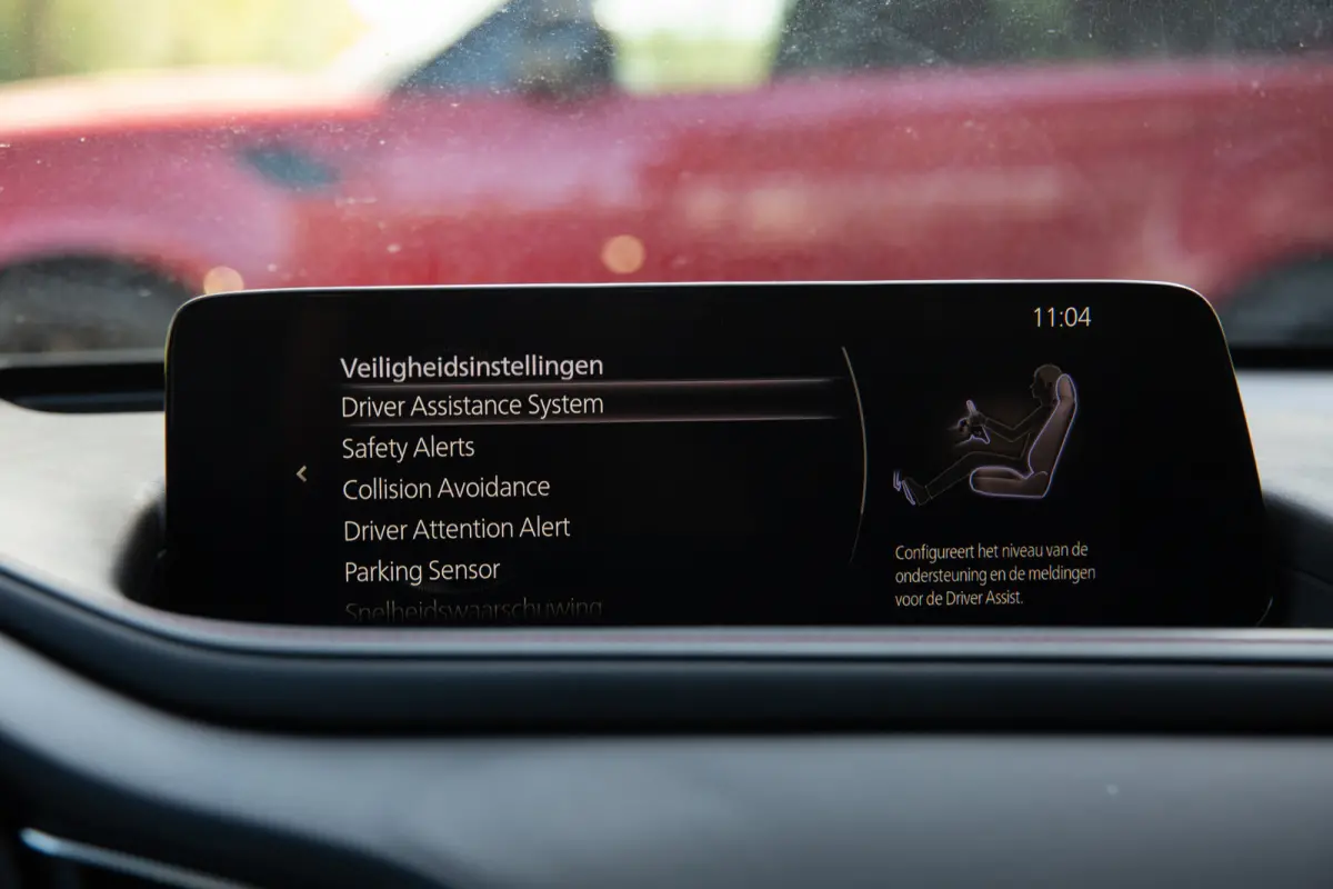 2.5 e-SkyActiv-G M Hybrid Homura , Head-up display, Adap. cruise, Carplay,