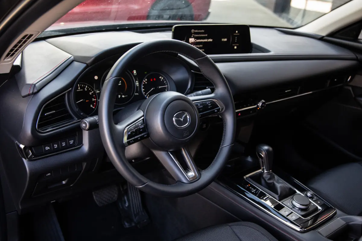 2.5 e-SkyActiv-G M Hybrid Homura , Head-up display, Adap. cruise, Carplay,