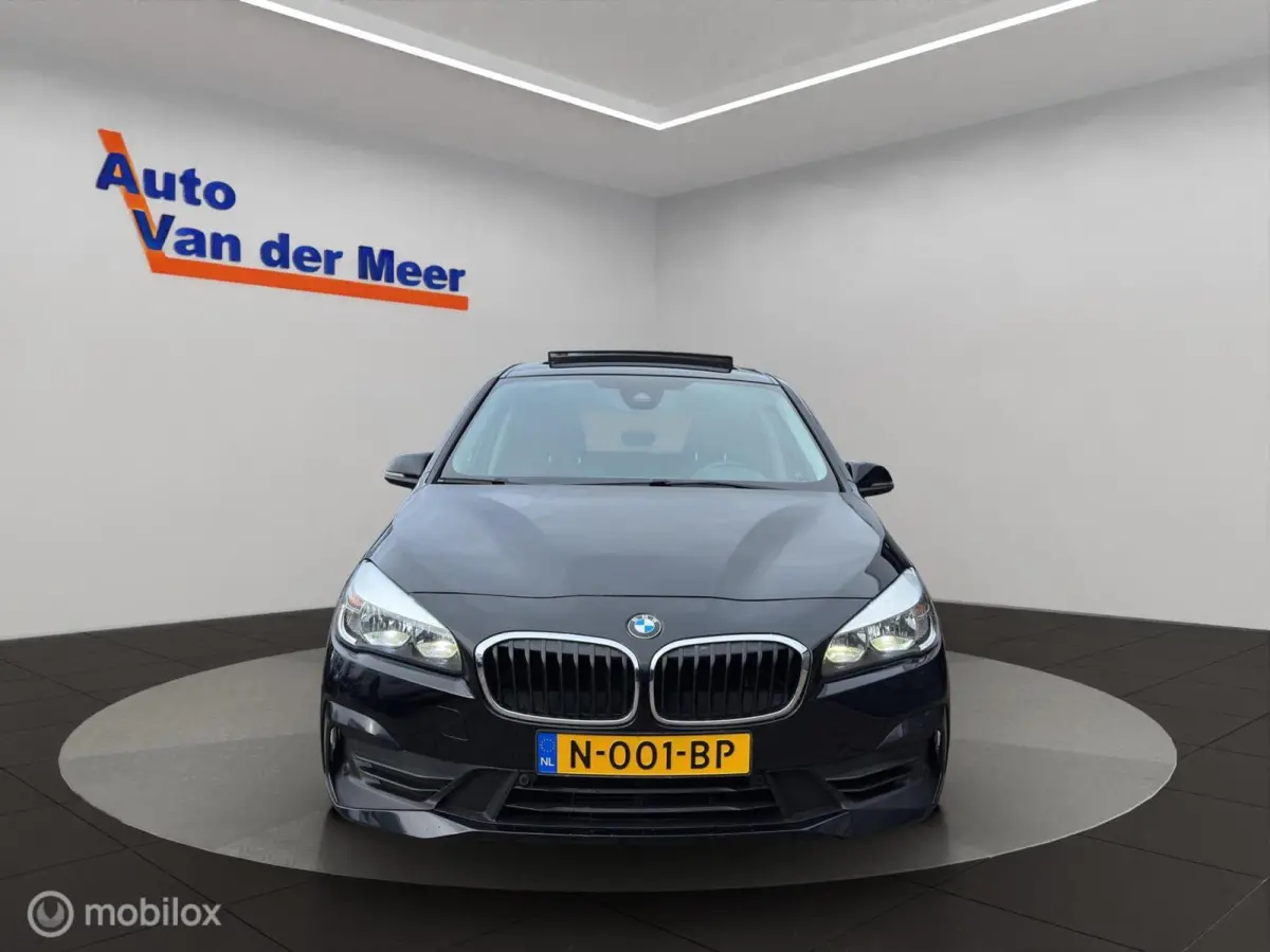 218i Executive / Panoramadak
