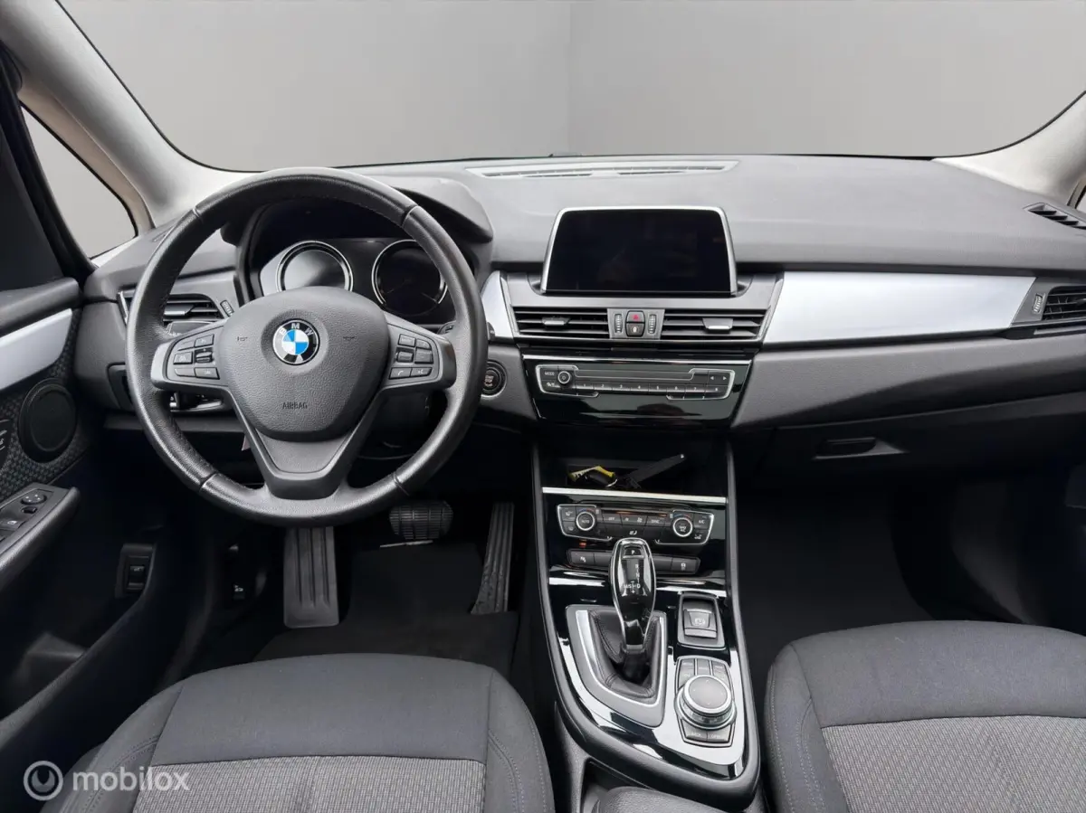 218i Executive / Panoramadak