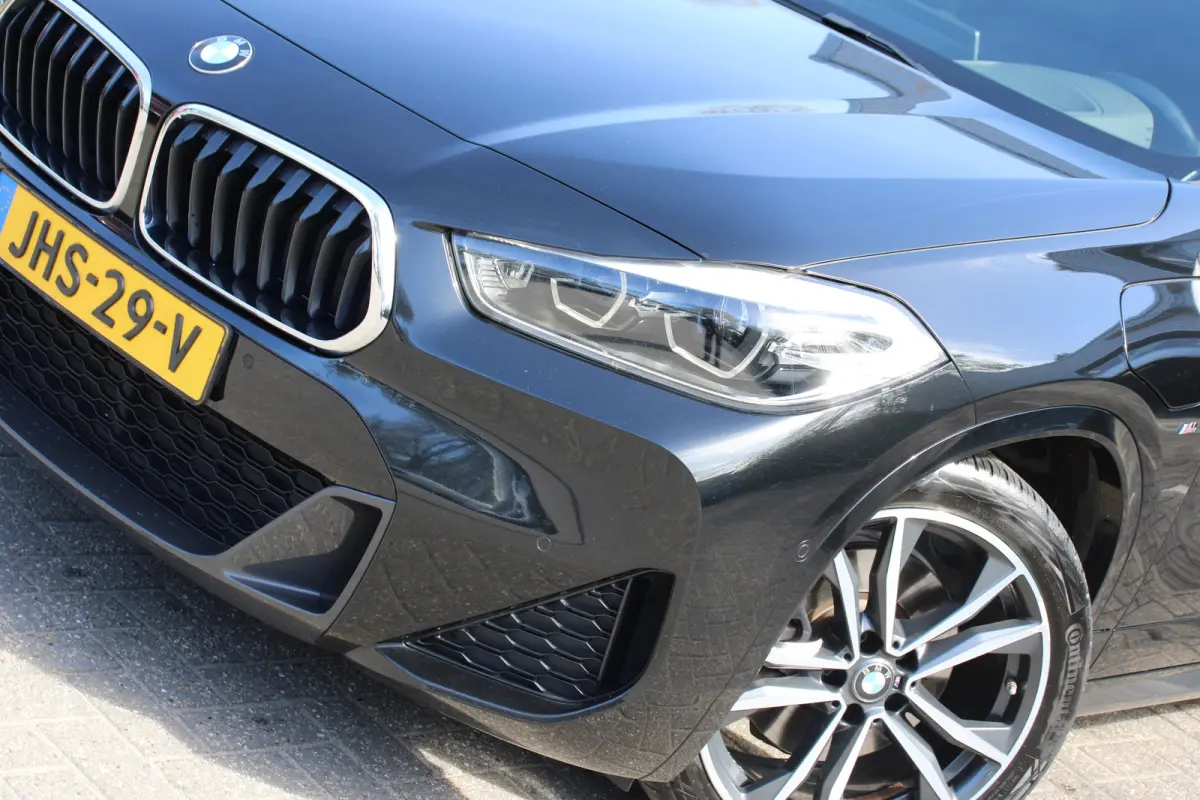 xDrive25e High Executive | M SPORT | PANO DAK | 19'' LMV | LEDER ZETELS | STOELVERWARMING | DEALER OH | PRACHTIGE STAAT!