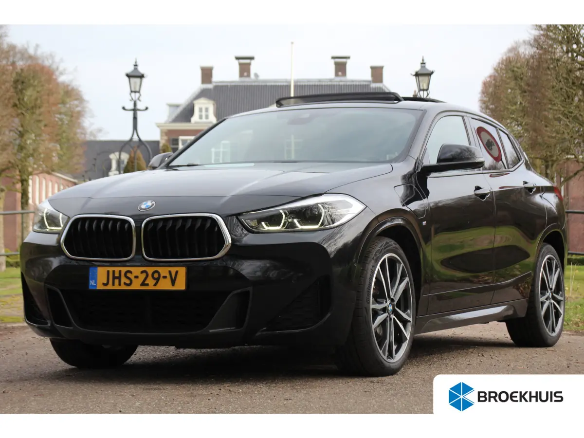 xDrive25e High Executive | M SPORT | PANO DAK | 19'' LMV | LEDER ZETELS | STOELVERWARMING | DEALER OH | PRACHTIGE STAAT!