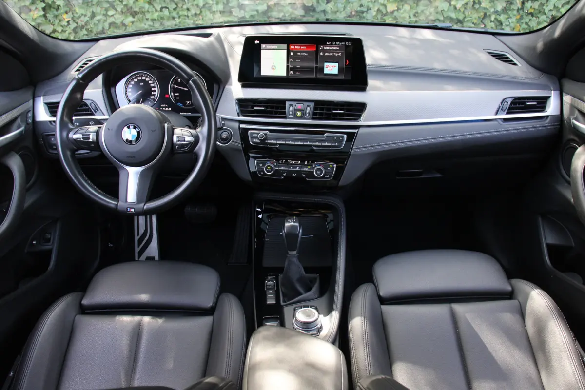 xDrive25e High Executive | M SPORT | PANO DAK | 19'' LMV | LEDER ZETELS | STOELVERWARMING | DEALER OH | PRACHTIGE STAAT!
