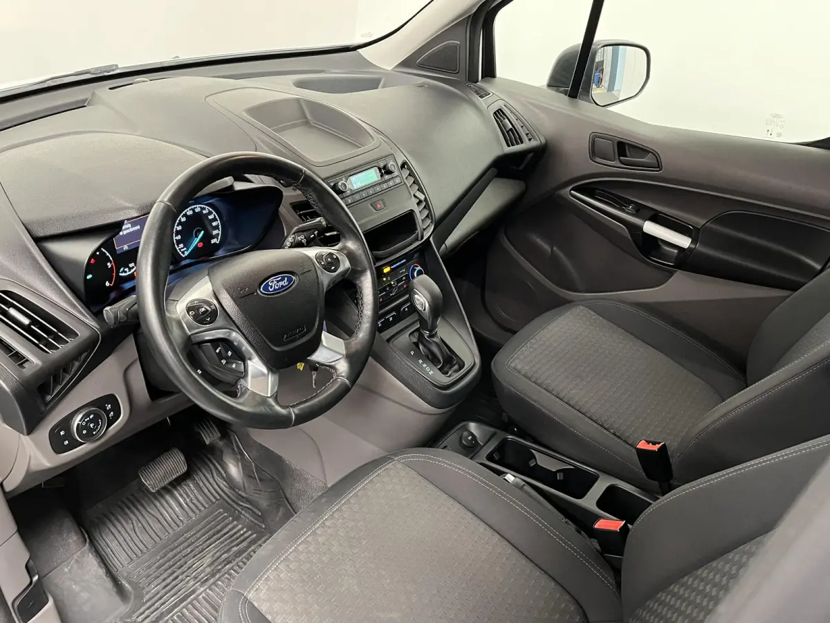 1.5 EcoBlue L2 Trend Automaat Airco Radio Cruise Control Parkeersensoren Achterklep Verwarmbare voorstoelen