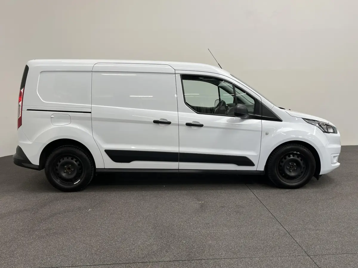 1.5 EcoBlue L2 Trend Automaat Airco Radio Cruise Control Parkeersensoren Achterklep Verwarmbare voorstoelen