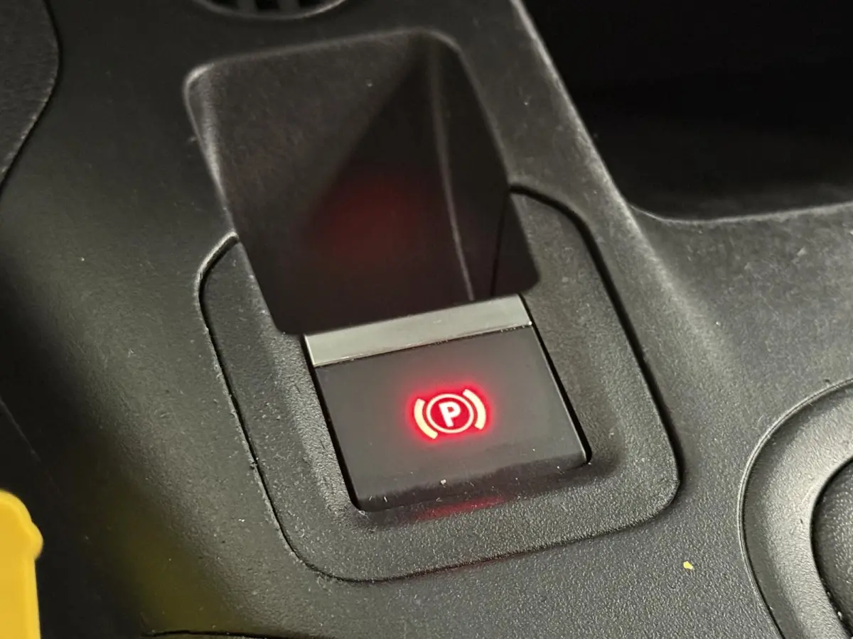 1.5 BlueHDI Premium Airco App-connect Parkeersensoren Trekhaak