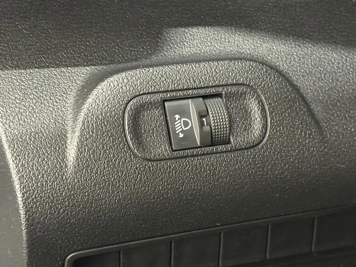 1.5 BlueHDI Premium Airco App-connect Parkeersensoren Trekhaak