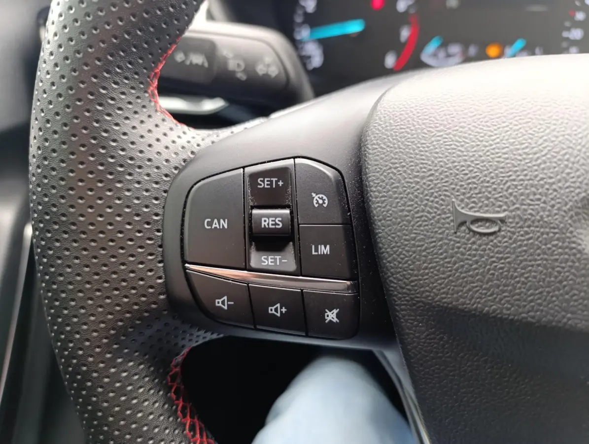 1.0 EcoBoost ST-Line | Camera | Stoel/stuur voorruitverwarming | Dealeronderhouden