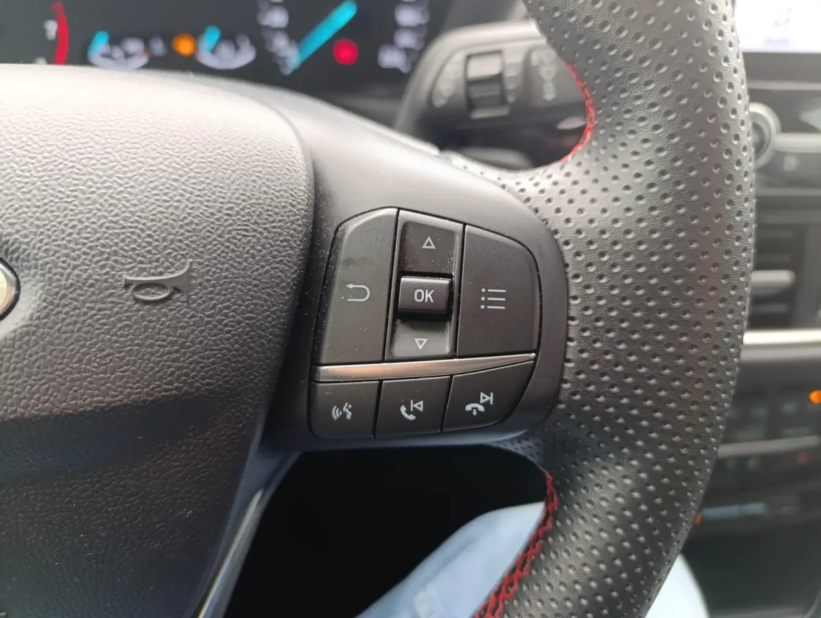 1.0 EcoBoost ST-Line | Camera | Stoel/stuur voorruitverwarming | Dealeronderhouden