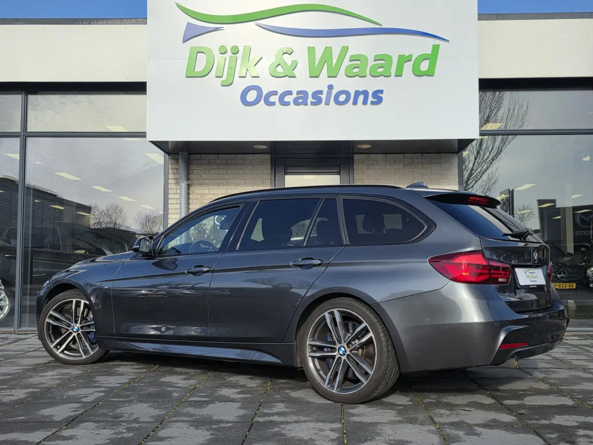 318i M-Sport Corporate Lease Automaat – Pano – HUD – Leder – Camera – NAP –