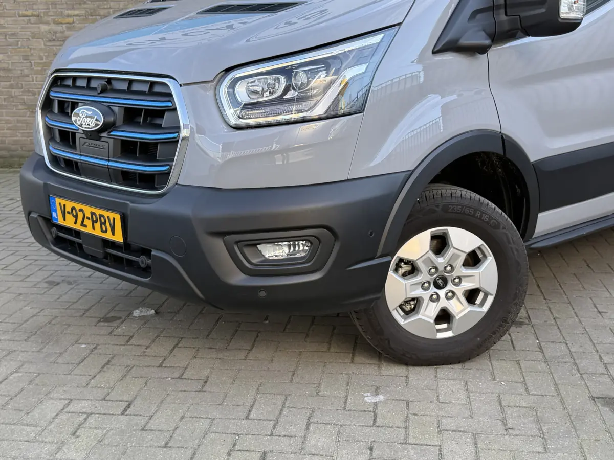 350 L2H2 270PK Trend 68 kWh 317 KM WLTP CarPlay/cruisecontrol/stoelverwarming