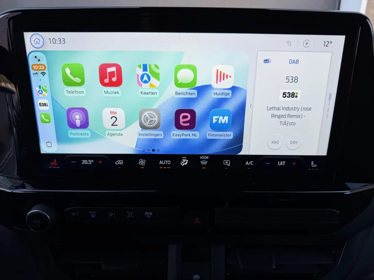 Cust. 320 L2H1 Sport 218PK 65 kWh CarPlay/stoelverwarming/navi/camera