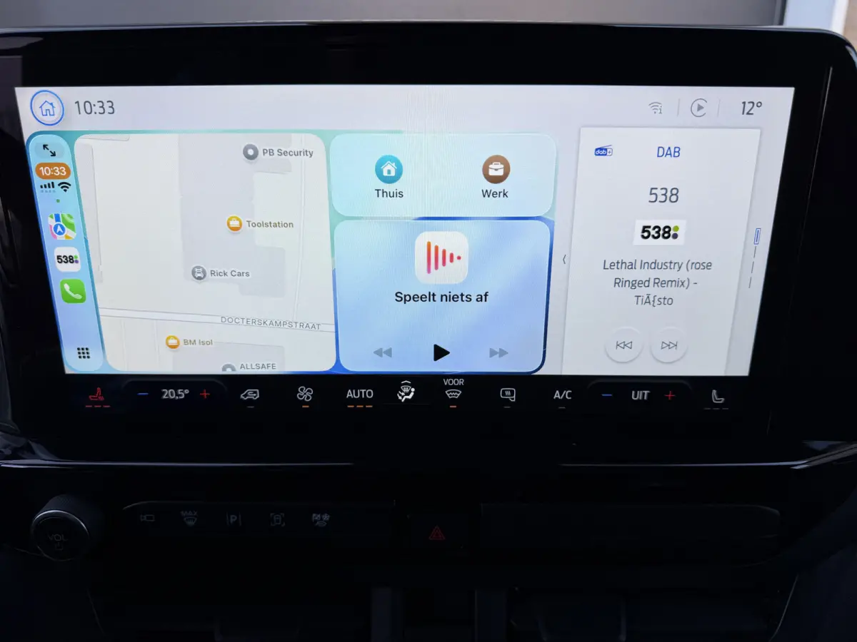 Cust. 320 L2H1 Sport 218PK 65 kWh CarPlay/stoelverwarming/navi/camera