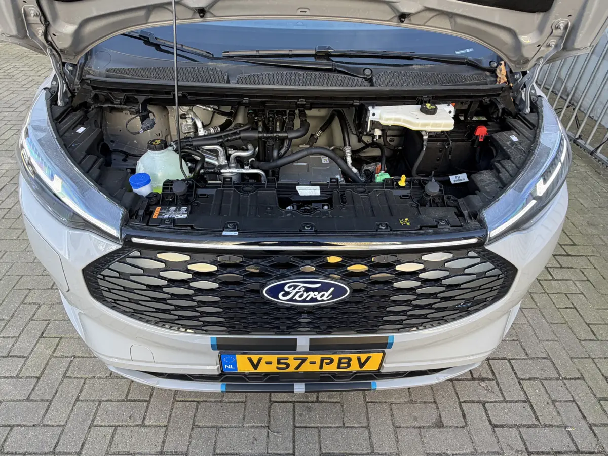 Cust. 320 L2H1 Sport 218PK 65 kWh CarPlay/stoelverwarming/navi/camera