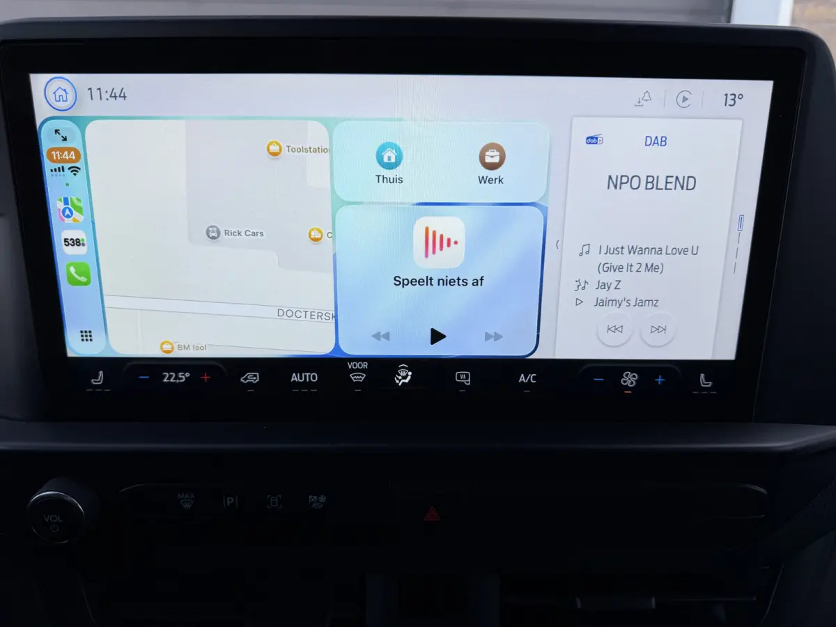 320 2.0 TDCI 140 PK Euro 6 L2H1 Trend CarPlay/Stoelverwarming/cruise control