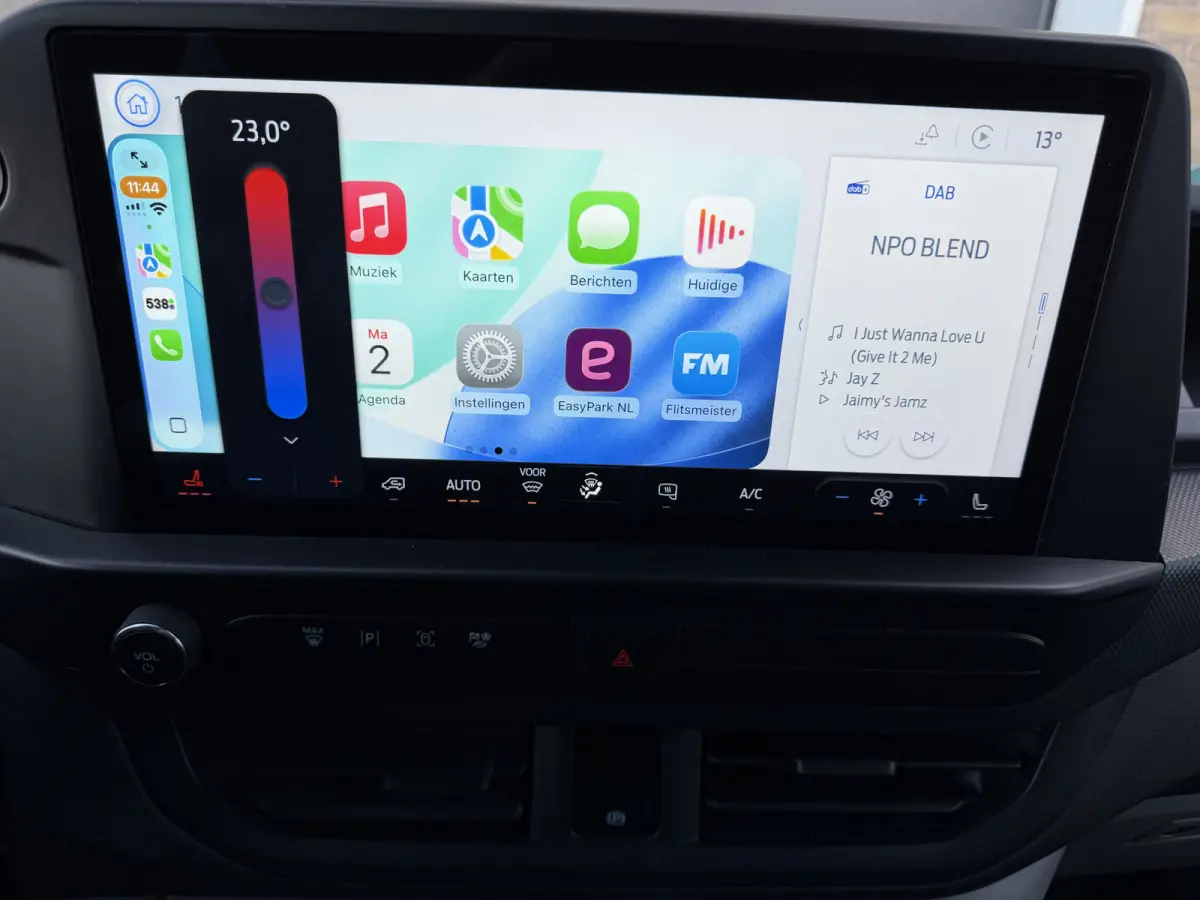320 2.0 TDCI 140 PK Euro 6 L2H1 Trend CarPlay/Stoelverwarming/cruise control