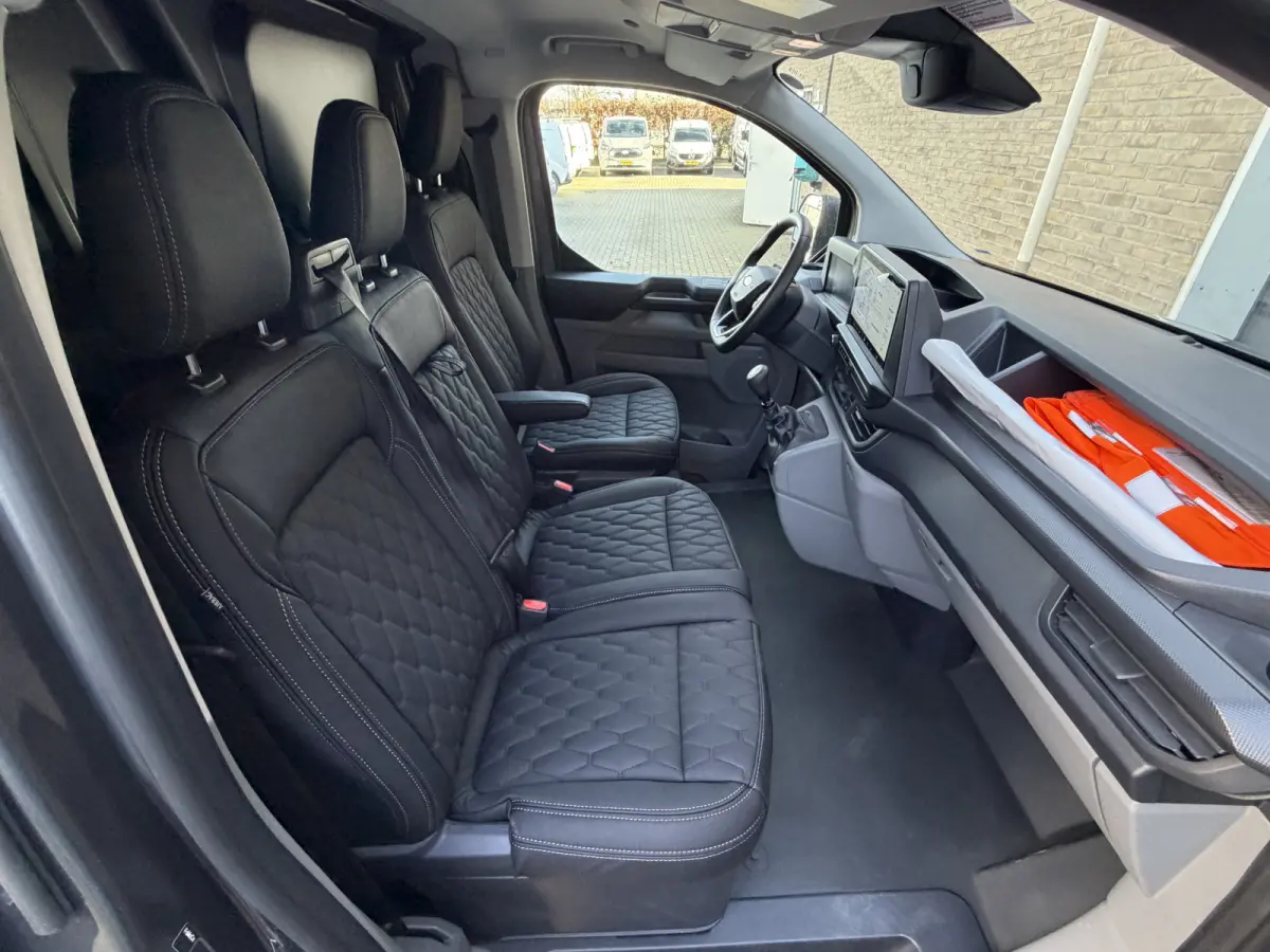 320 2.0 TDCI 140 PK Euro 6 L2H1 Trend CarPlay/Stoelverwarming/cruise control