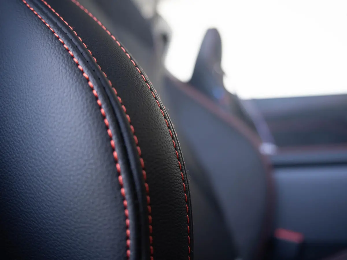 sDrive20i | Final Edition | Safety Pack | Head-up Display | Harman Kardon